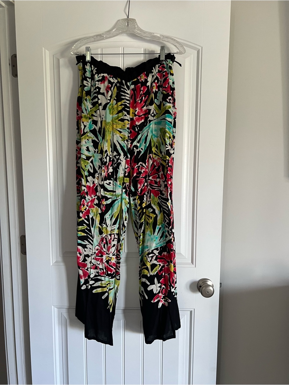 Nanette Lepore Black Wide-Leg Floral Pants with Multicolor Print